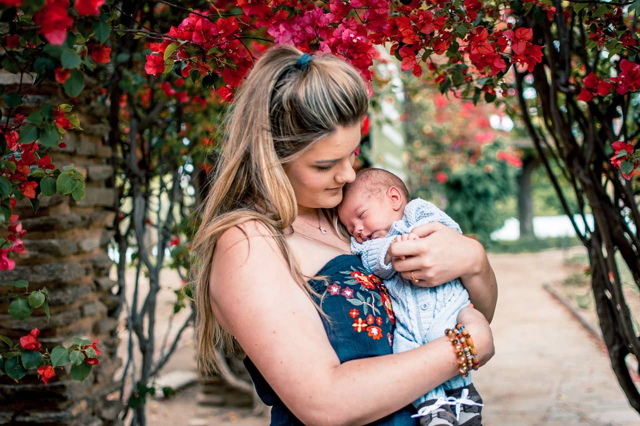 best-gifts-for-new-mums-and-babies